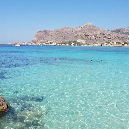 Apartment Spazioso Da Maria Favignana